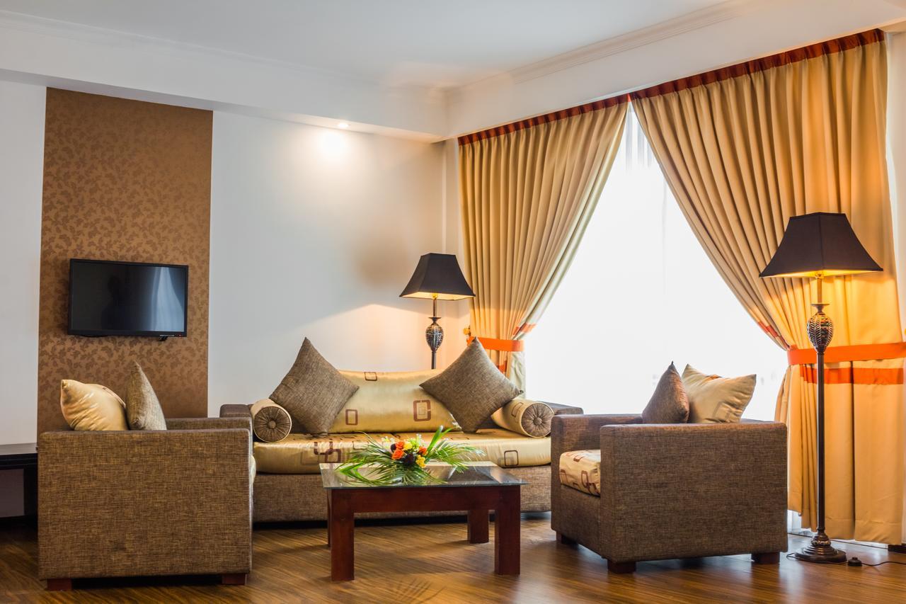 The Covanro Airport Hotel - Katunayake Гампаха Номер фото